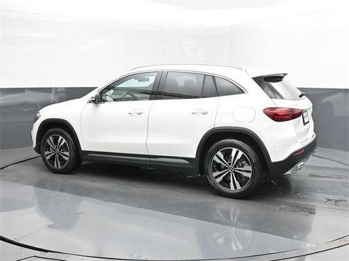 2025 Mercedes-Benz GLA 250 Base