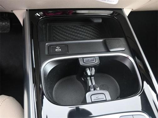 2025 Mercedes-Benz GLA 250 Base
