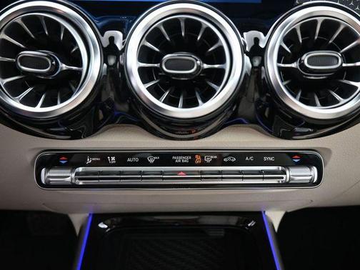 2025 Mercedes-Benz GLB 250 Base