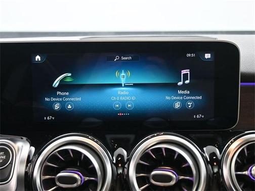 2021 Mercedes-Benz GLB 250 Base 4MATIC