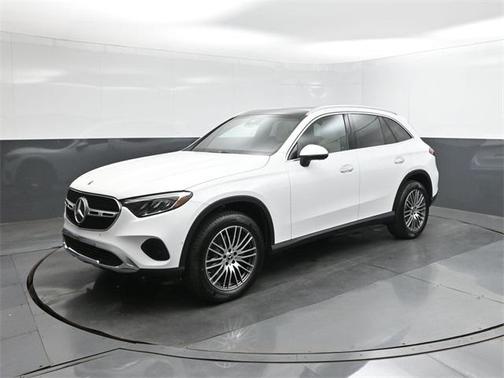 2026 Mercedes-Benz GLC 300 Base