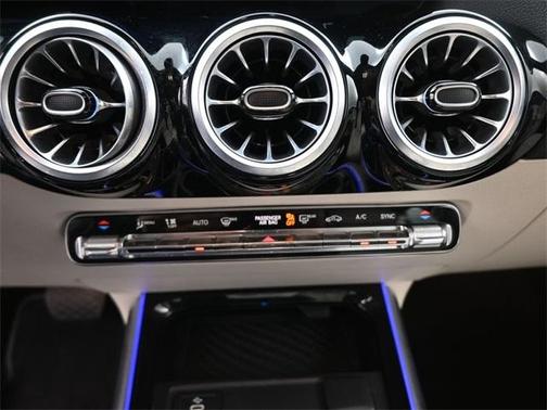 2025 Mercedes-Benz GLA 250 Base