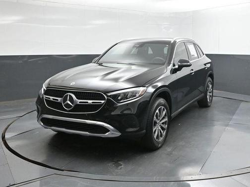 Black 2024 Mercedes-Benz GLC 300 Base
