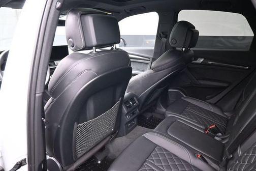 Glacier White Metallic 2023 Audi SQ5 3.0T Premium