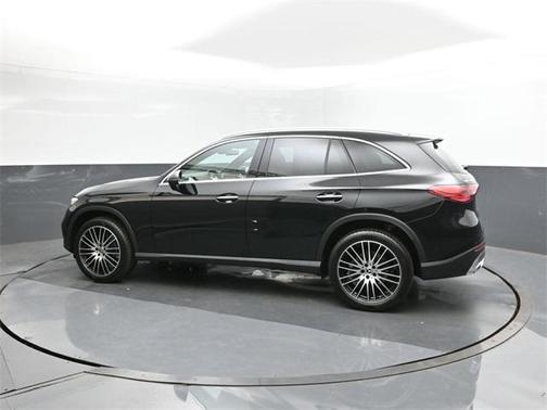 2025 Mercedes-Benz GLC 300 Base