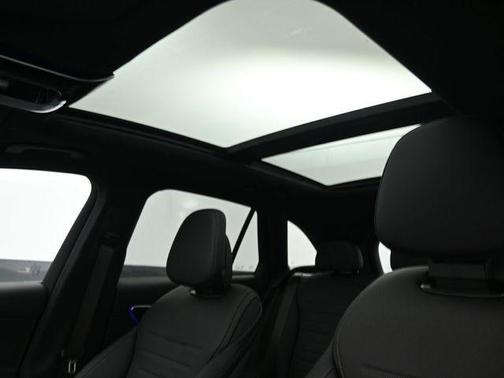 2026 Mercedes-Benz GLC 300 Base