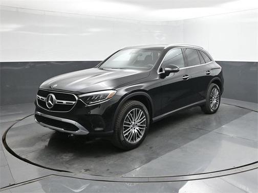 2026 Mercedes-Benz GLC 300 Base