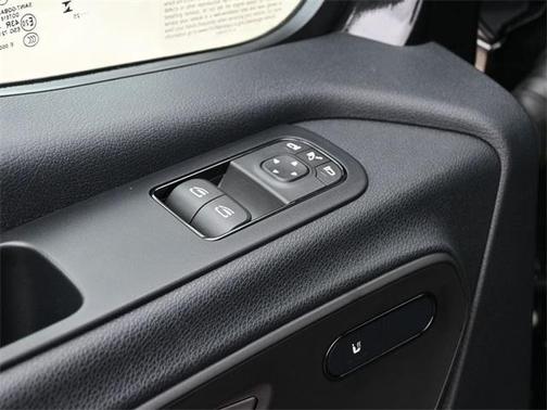 2025 Mercedes-Benz Sprinter 2500 144 WB Standard Roof Passenger
