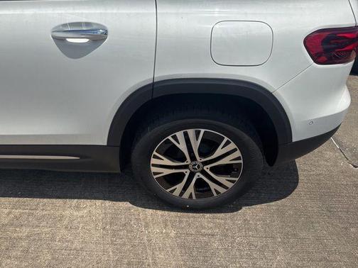 Polar White 2025 Mercedes-Benz GLB 250 Base