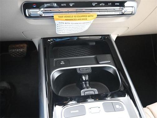 2025 Mercedes-Benz GLA 250 Base