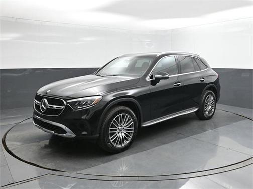 2026 Mercedes-Benz GLC 300 Base