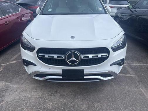 Polar White 2025 Mercedes-Benz GLA 250 Base