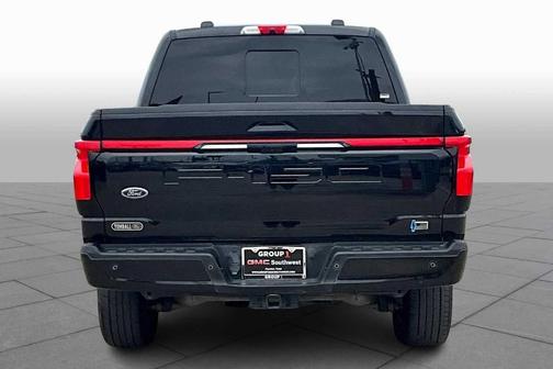 2022 Ford F-150 Lightning LARIAT