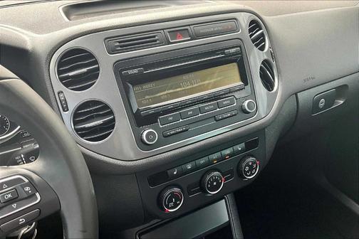 2014 Volkswagen Tiguan Auto SE
