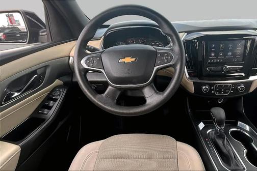 Northsky Blue Metallic 2022 Chevrolet Traverse LS