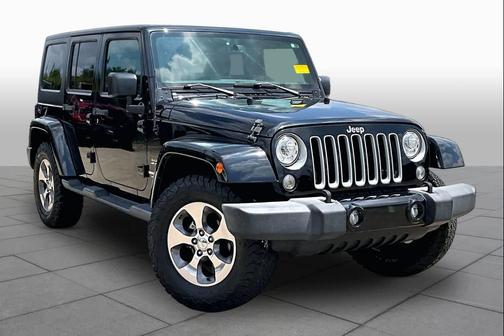 Black Clearcoat 2017 Jeep Wrangler Unlimited Sahara
