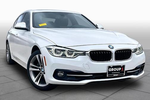 Mineral White Metallic 2017 BMW 330 i