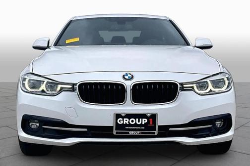 Mineral White Metallic 2017 BMW 330 i