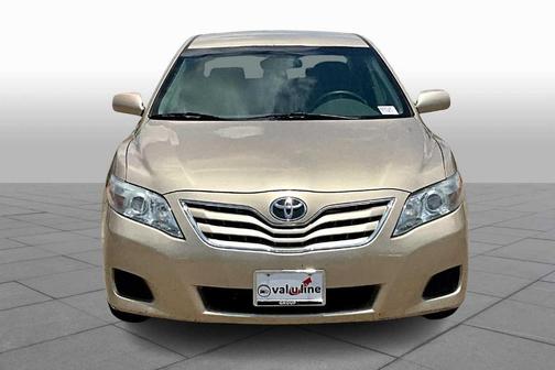 2010 Toyota Camry LE