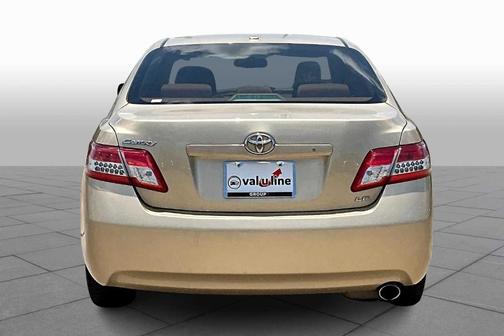 2010 Toyota Camry LE