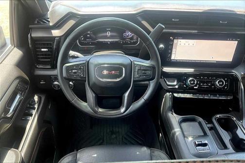 2024 GMC Sierra 2500 AT4