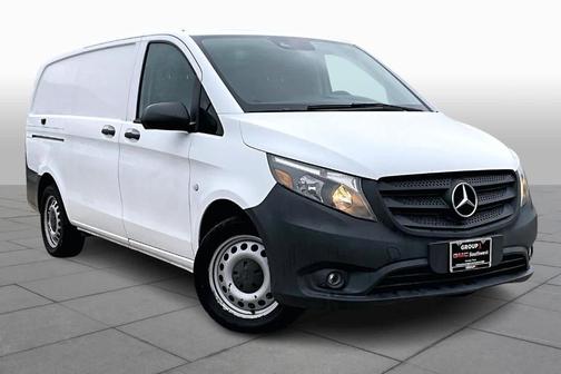 2016 Mercedes-Benz Metris Base