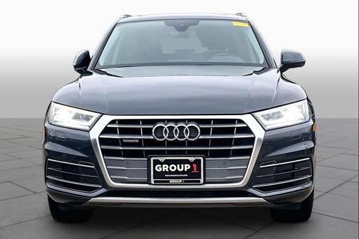 Manhattan Gray Metallic 2018 Audi Q5 2.0T Tech Premium