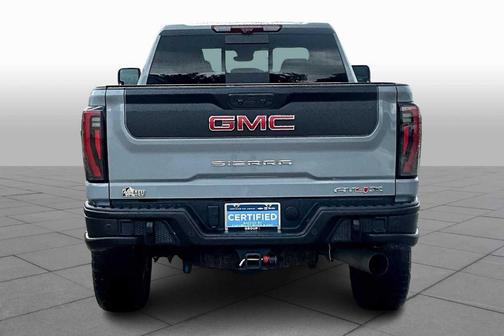 2024 GMC Sierra 2500 AT4X