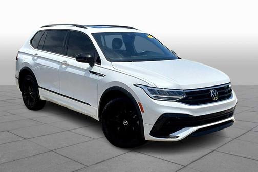 2022 Volkswagen Tiguan 2.0T SE R-Line Black