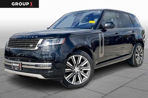 Santorini Black 2023 Land Rover Range Rover P400 SE