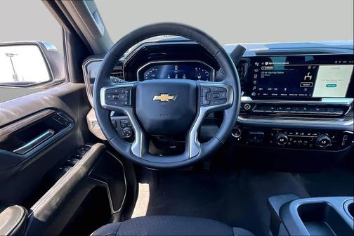 Summit White 2025 Chevrolet Silverado 1500 LT