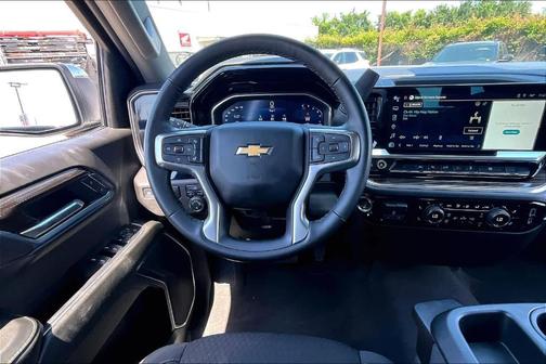 Summit White 2025 Chevrolet Silverado 1500 LT
