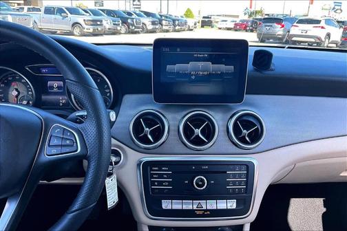 2018 Mercedes-Benz GLA 250 Base