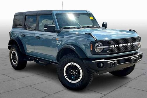 2023 Ford Bronco Badlands