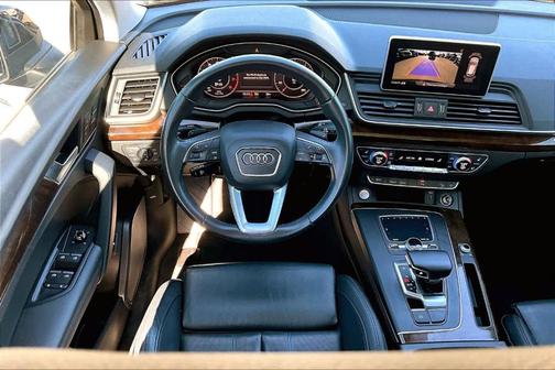 2020 Audi Q5 40 Premium Plus