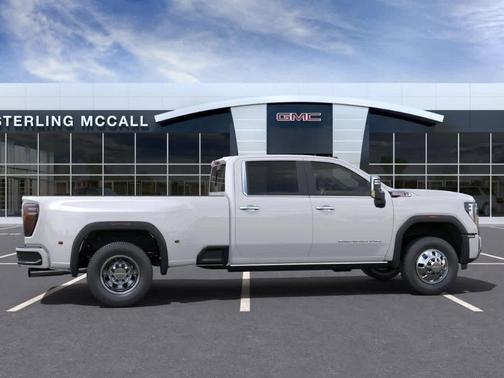 2025 GMC Sierra 3500 Denali