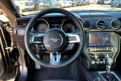 2021 Ford Mustang EcoBoost