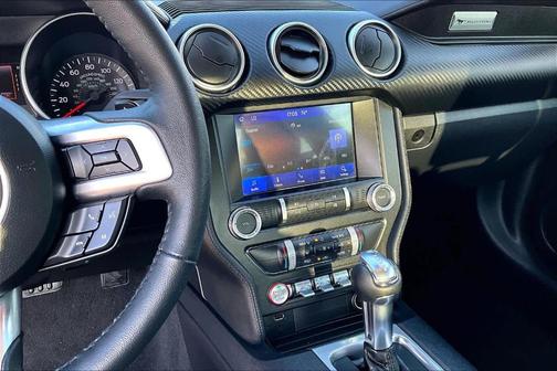 2021 Ford Mustang EcoBoost