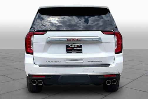 White Frost Tri-Coat 2023 GMC Yukon Denali