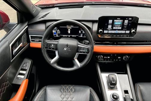 2023 Mitsubishi Outlander SEL