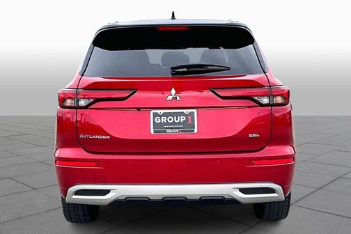 2023 Mitsubishi Outlander SEL
