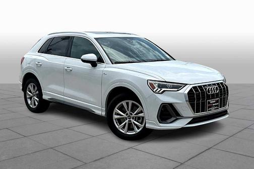 2024 Audi Q3 45 S line Premium