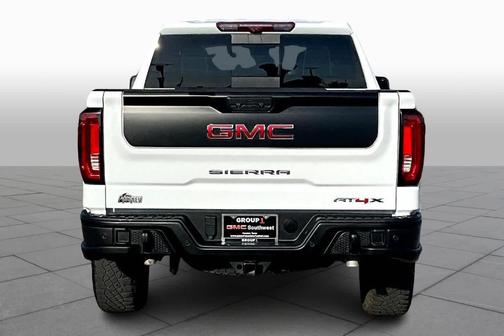 2024 GMC Sierra 1500 AT4X