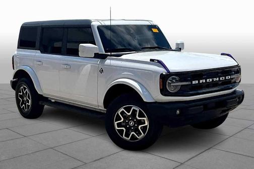 2023 Ford Bronco Outer Banks