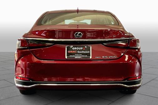 2024 Lexus ES 300h Luxury