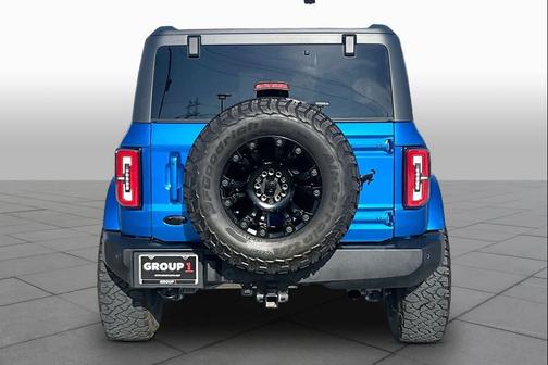 Velocity Blue Metallic 2024 Ford Bronco Outer Banks