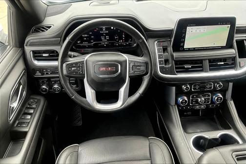 2022 GMC Yukon SLT