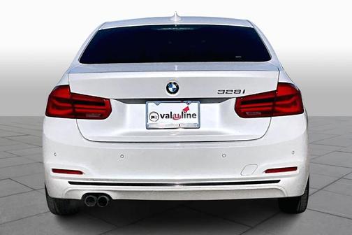 2016 BMW 328 i