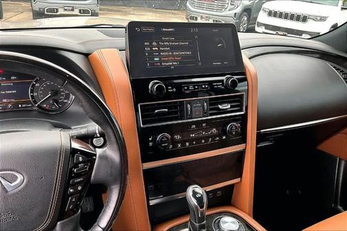 2024 INFINITI QX80 SENSORY