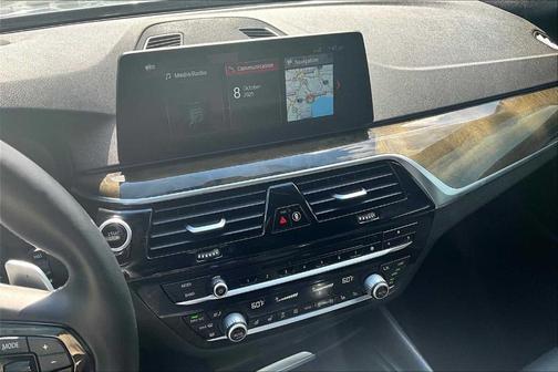 2018 BMW 530e iPerformance